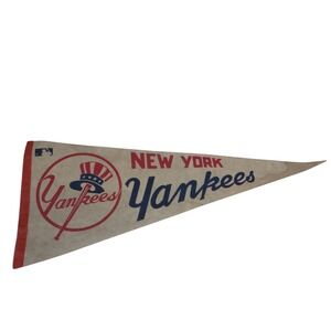 Vintage New York Yankees Pennant MLB Baseball Top Hat Logo Felt Flag